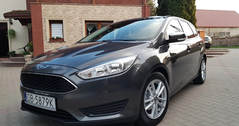 Ford Focus cena 36500 przebieg: 131000, rok produkcji 2017 z Strzegom małe 742